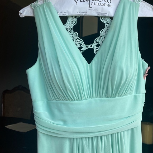 Dress - Picture 3 of 7